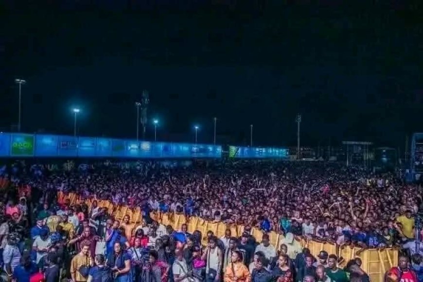 Musique : Ferre Gola enflamme Luanda et confirme son statut de star incontestée