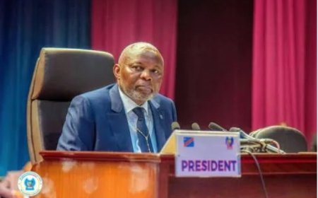 Guerre dans l’Est : « le président veut épargner les vies humaines (…) il veut négocier, mais pas vendre le Congo », Vital Kamerhe