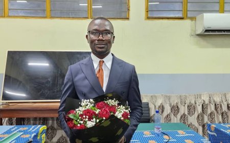 ESU : l’assistant Floribert Mungaba élevé au grade de Docteur à thèse en économie et développement avec la mention « plus grande distinction »