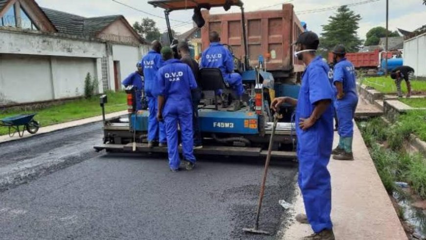 Kinshasa : le gouvernement central décaisse 40 millions USD pour la réhabilitation de 30 kilomètres de routes