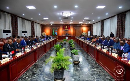 Est de la RDC : le gouvernement rejette toute reconnaissance des décisions judiciaires de l’AFC/M23