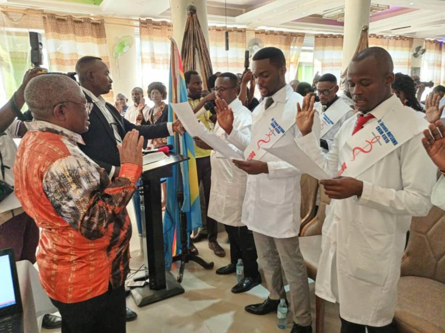 RDC : les diplômés en médecine de l’UNIKIN et de 16 autres universités exemptés du test préalable d’admission à l’Ordre national des médecins