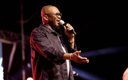 Religion : Patrice Mubiayi triomphe en concert pour ses 20 ans de carrière