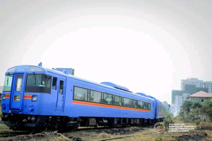 RDC : Félix Tshisekedi relance le train Kinshasa-Matadi avec une nouvelle rame moderne