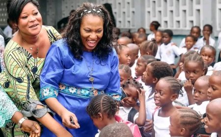 Kinshasa : Hommage émouvant à Bonnette Elombe, enseignante engagée et disparue trop tôt