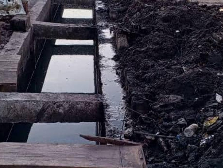 Kinshasa : cinq ouvriers curagiers meurent écrasés sous un bloc de béton à Matete
