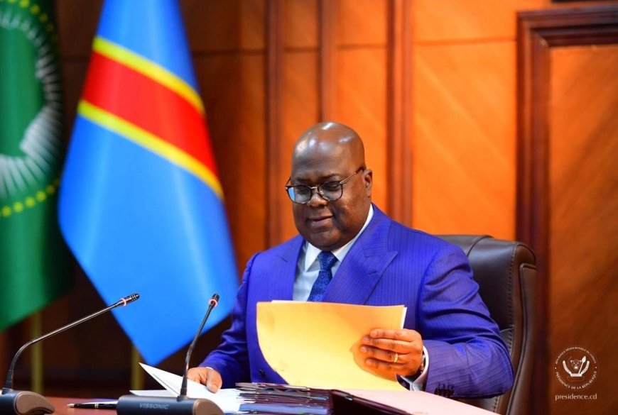 RDC : Félix Tshisekedi interdit toute mission officielle à l’étranger sans accord du ministère des Affaires étrangères