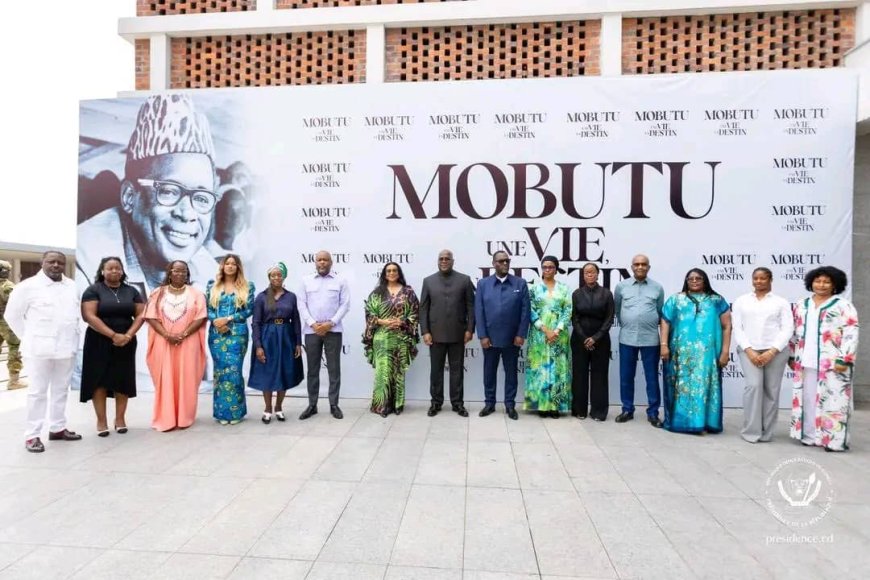 RDC : Félix Tshisekedi visite l’exposition « Mobutu : une vie, un destin » au Musée national