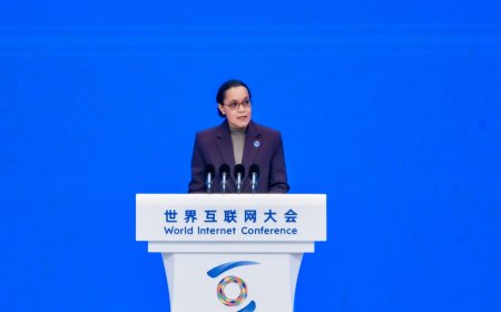 Sommet mondial de l’Internet : Raïssa Malu défend la vision numérique éducative de la RDC à Wuzhen