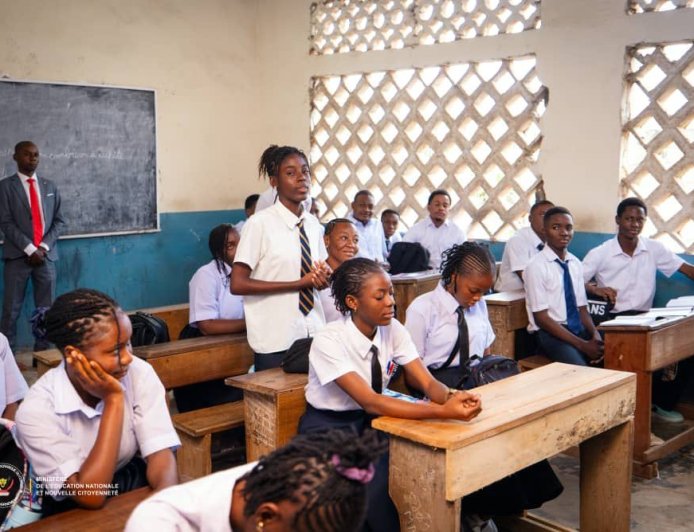 Exetat 2026 : l’anglais devient obligatoire à l’oral pour les finalistes en sciences humaines