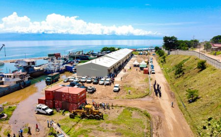 Sud-Kivu : l’armée bombarde deux bateaux rapides du M23 à Uvira