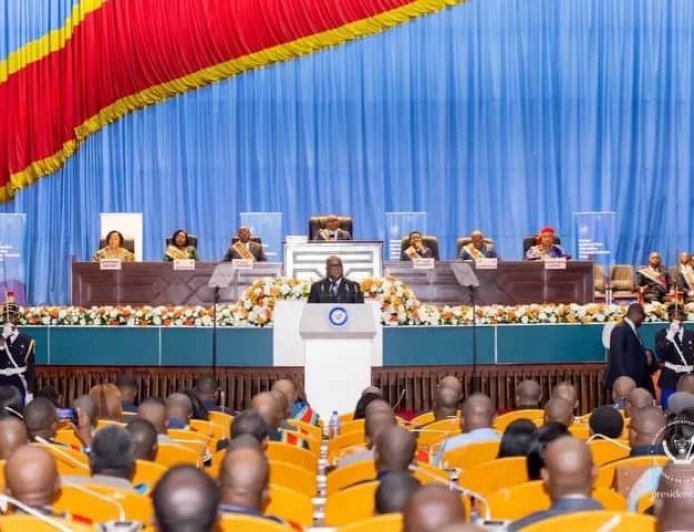 RDC : Félix Tshisekedi annonce la construction de 1 000 écoles et l’ouverture de nouveaux instituts de formation des enseignants en 2026