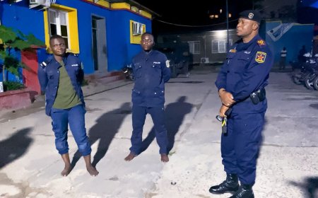 Kinshasa : deux faux policiers interpellés au commissariat urbain de Mont-Ngafula