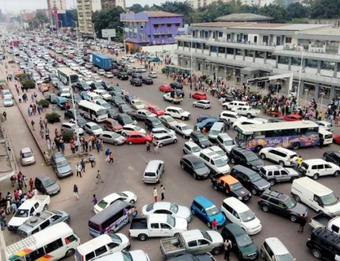 Kinshasa : le gouvernement provincial va déployer 3 000 agents pour traquer les inciviques routiers