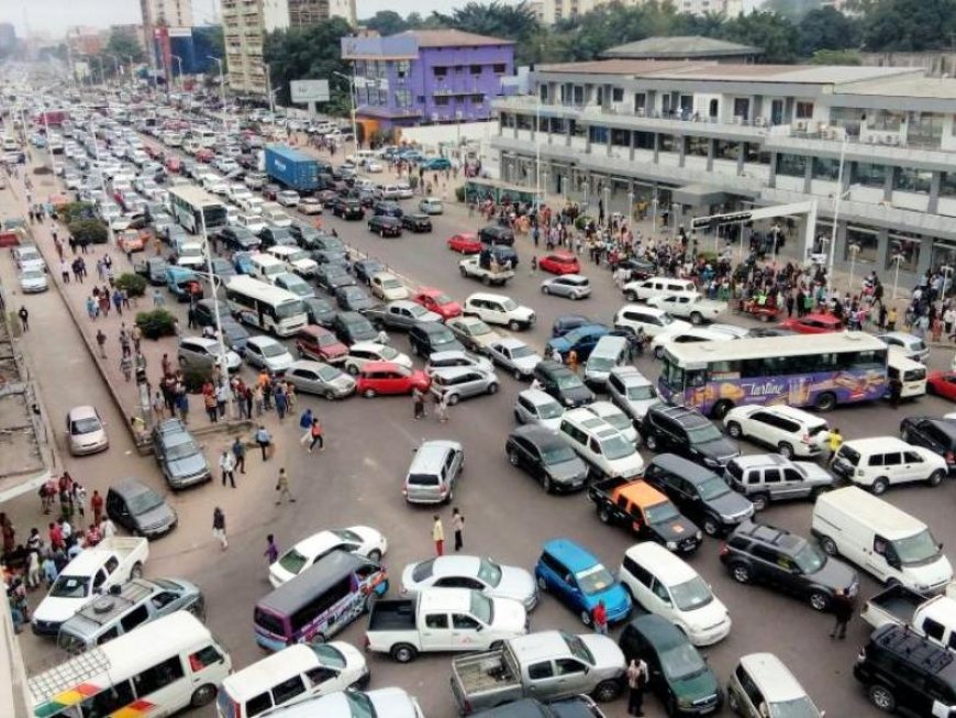 Kinshasa : le gouvernement provincial va déployer 3 000 agents pour traquer les inciviques routiers