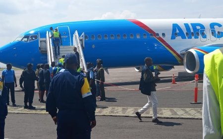 RDC : Air Congo réceptionne son nouveau Boeing 737-800 à Kinshasa