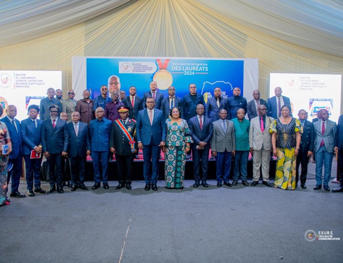 ESURSI : Marie-Thérèse Sombo décore 50 lauréats du génie scientifique congolais