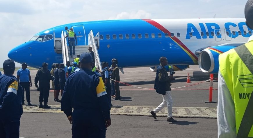 RDC : Air Congo réceptionne son nouveau Boeing 737-800 à Kinshasa