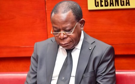 Sénat : la motion de défiance contre Modeste Bahati officiellement déposée
