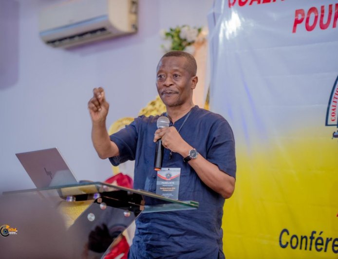 Débats sur le changement de la Constitution : « utilisez des arguments qui montrent au moins que vous avez été à l’école », Jean-Claude Katende à l’UDPS