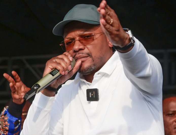 À Kinshasa, Didier Budimbu plaide pour un 3ᵉ mandat de Tshisekedi « pour terminer la guerre »