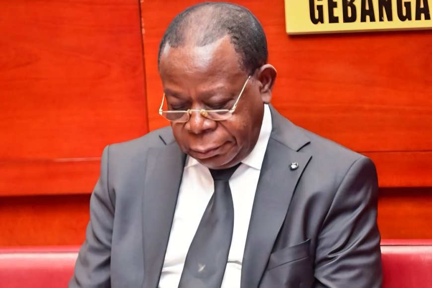 Sénat : la motion de défiance contre Modeste Bahati officiellement déposée