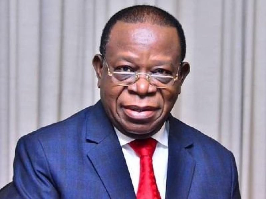 Sénat : Modeste Bahati visé par une motion de défiance pour « manque de respect » envers Félix Tshisekedi