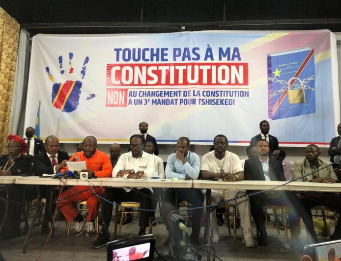 Révision constitutionnelle en RDC : l'opposition et la société civile dénoncent une « distraction » et une « rébellion »