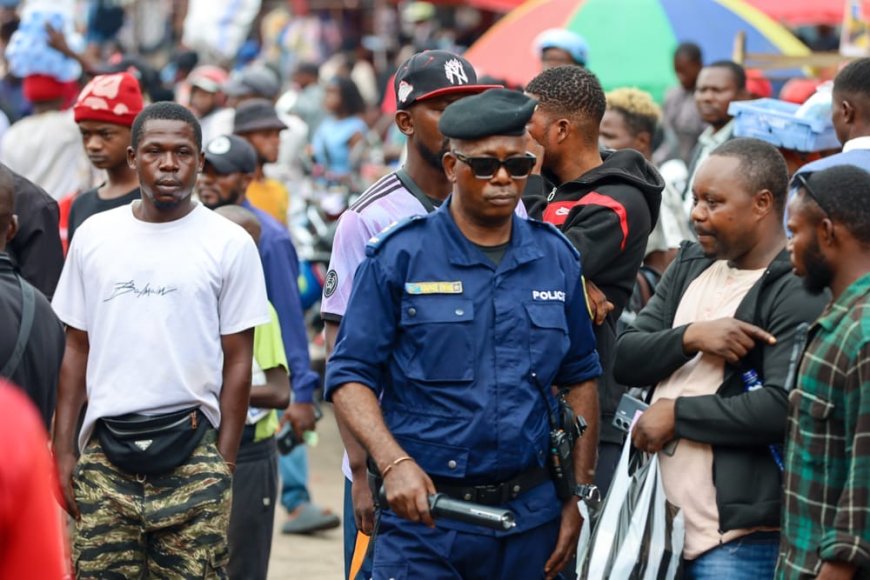 Kinshasa : à Mont-Ngafula, le colonel Emmanuel Ndunge Ewing impose l’ordre aux arrêts Pompage et Kinsuka