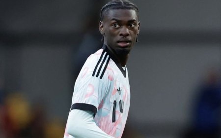 Football : Jorthy Mokio de l’ajax d’Amsterdam choisit la RDC