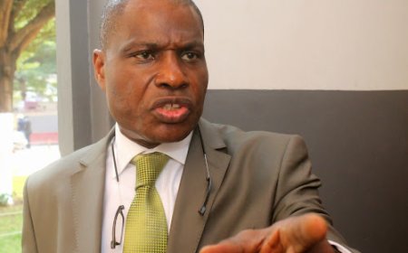Fayulu aux pasteurs favorables au changement de Constitution : « Vous ne pouvez pas servir à la fois Dieu et Mammon »