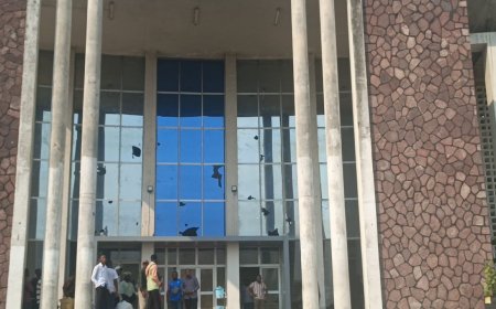 UNIKIN : plusieurs infrastructures vandalisées après des élections estudiantines « truquées »