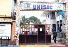 Kinshasa : un professeur « sans doctorat » débouté par le Conseil d’État après la suspension de ses cours à l’UNISIC (ex IFASIC)