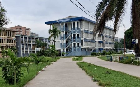Ville morte à Kinshasa : faible affluence à la Haute École de Commerce (ex-ISC)