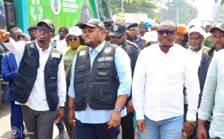 Kinshasa : Daniel Bumba mobilise les kinois pour une ville plus propre
