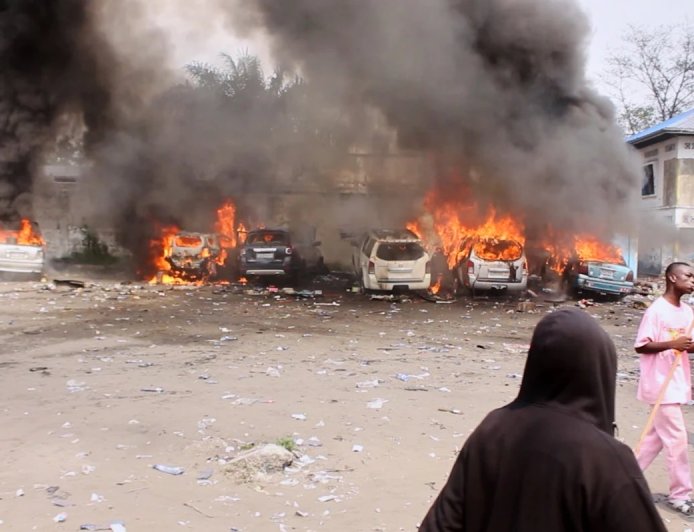 Sit-in de l’opposition : 0 décès, 20 blessés et 5 épaves de véhicules incendiés (gouvernement provincial de Kinshasa)