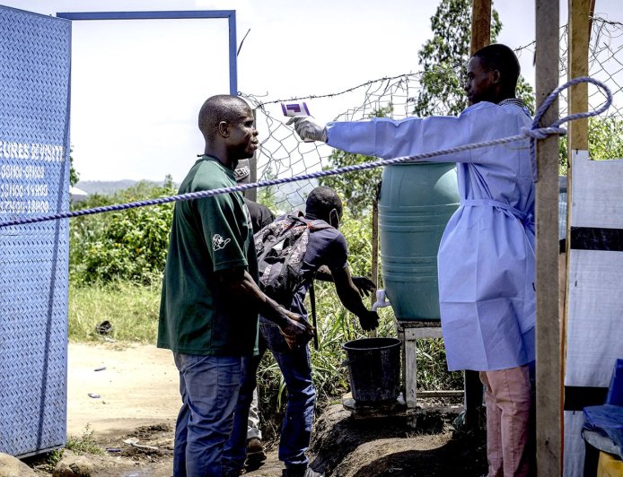 Ebola : l’OMS lance un essai clinique de deux antiviraux en RDC