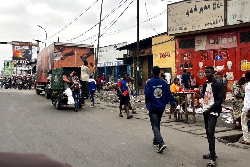 Kinshasa : des commerçants disent avoir été contraints d’ouvrir leurs magasins