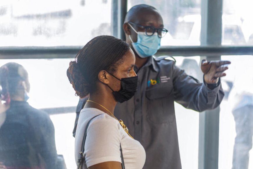 Ebola : mise en place d'une coopération RDC- France pour suivre les personnes ayant pu être en contact avec le patient français 