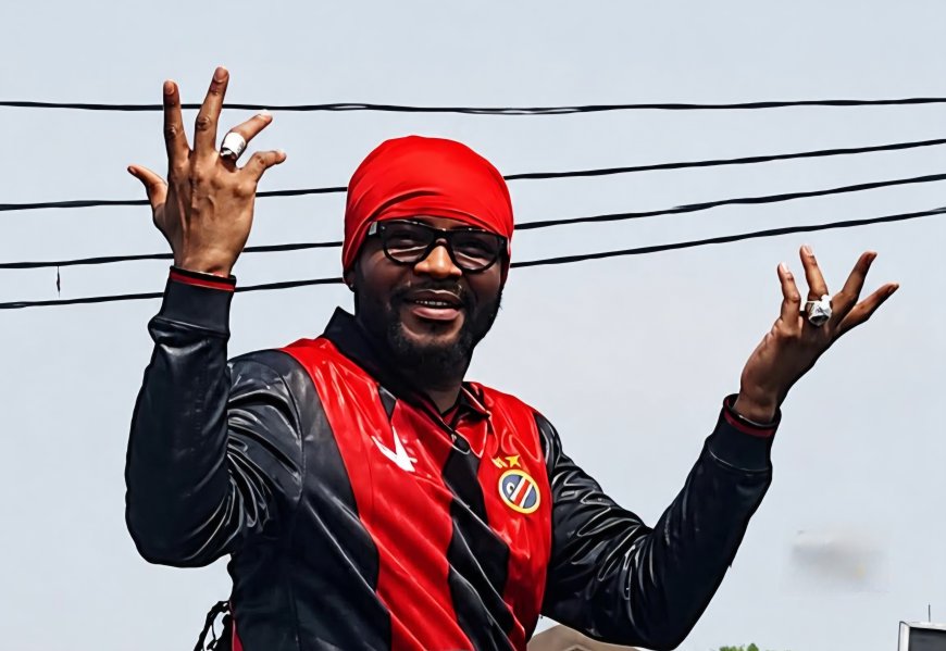 Kinshasa : le retour « triomphal » de Fally Ipupa après son double Stade de France