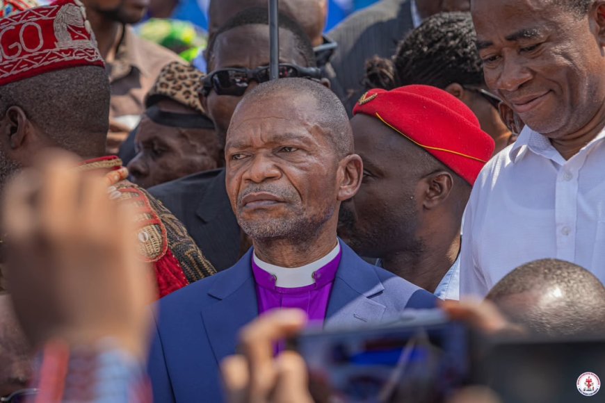 [Tribune] : « Marche de soutien au changement de la Constitution : le peuple a brillé par son absence | Ejiba, le flop », Andy Mavungu
