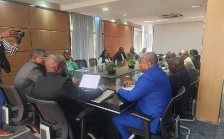 RDC : la réhabilitation de la route Mongata-Bandundu au cœur des échanges entre Martin Kabuya et l'UREBAND