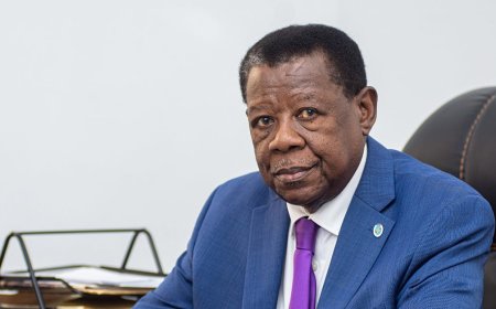 Guerre dans l’Est : « L’AFC/M23 et Sauvons la RDC ne sont pas des belligérants », Lambert Mende