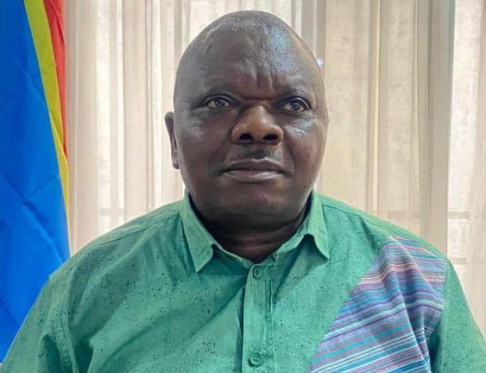 Consultations de Bujumbura : Lisanga Bonganga accuse l’opposition C64 de « fuite en avant » après son échec à mobiliser la population