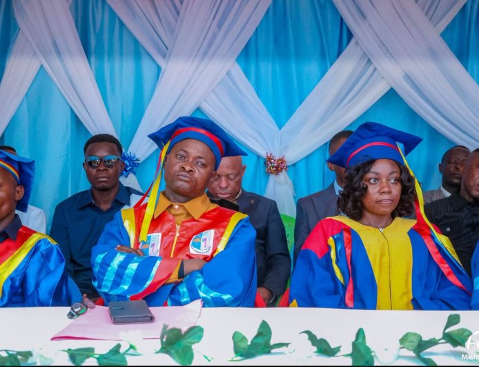 [Tribune] : « la toge des professeurs désacralisée à l'université de Kabinda (UNIKAB), la noblesse du doctorat PhD en péril dans la Province de LOMAMI  »