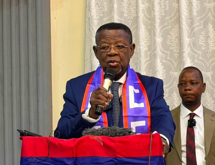 RDC : Lambert Mende s’oppose à la participation au dialogue national des « complices de l’agresseur »