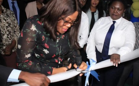 Entrepreneuriat des jeunes : Me Belinda Luntadila soutient l’initiative d’EDUCONNECT
