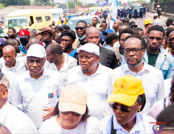 RDC : la Coalition Article 64 annonce une plainte internationale contre Félix Tshisekedi pour violences contre l’opposition
