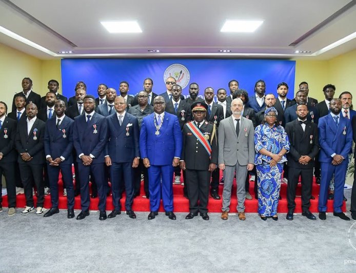 RDC : 31 footballeurs et 8 membres du staff des Léopards admis au grade de « Chevalier » dans l’Ordre National du Léopard pour leur parcours « exceptionnel » au Mondial 2026