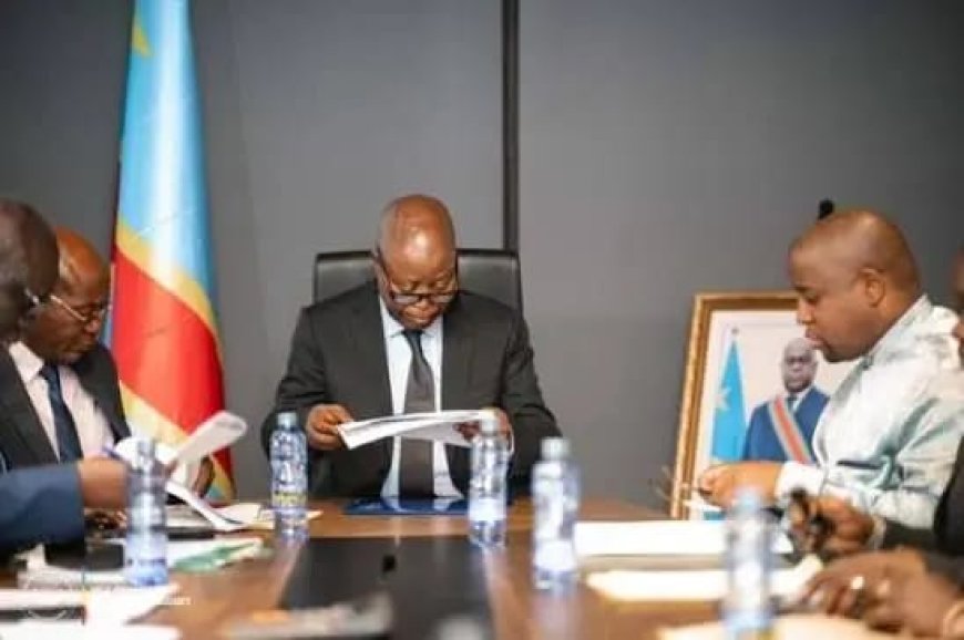 RDC - Budget 2027 : à la deuxième journée, le Vice-Premier ministre du Budget Adolphe Muzito poursuit les consultations avec les ministères sectoriels 